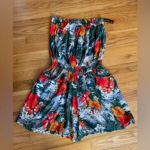 1X Romper -NWT Tropical Print. LIVE by Chelsey. 100% Rayon
